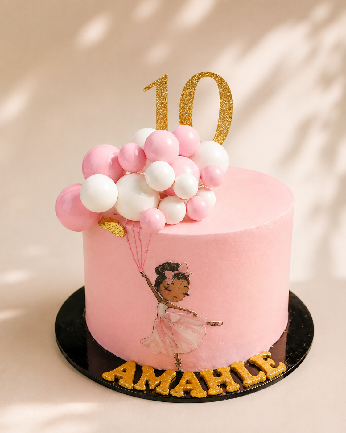Cake creation by Lelo's Culinary Creations